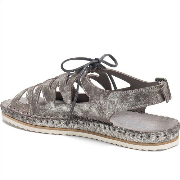 Trask Shimmery Metallic Sandals - Picture 3 of 16